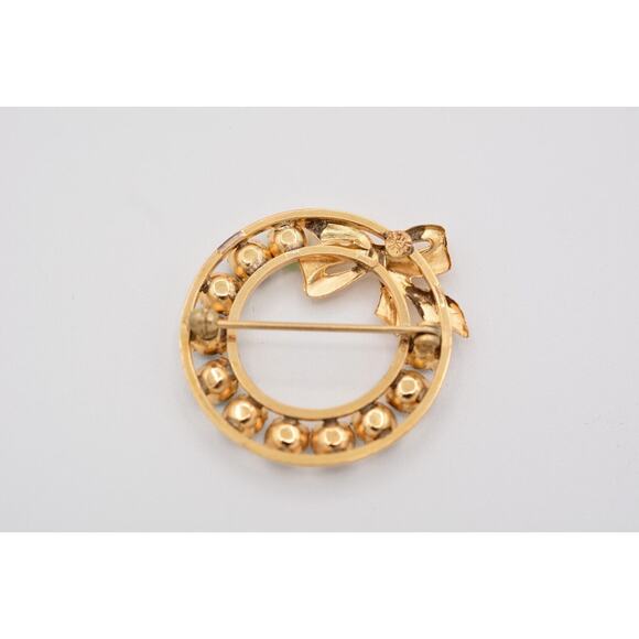 Vintage Crystal Wreath Pin Brooch Bow Rhinestone Crystal Prong Gold Signed BinAT - Picture 10 of 12